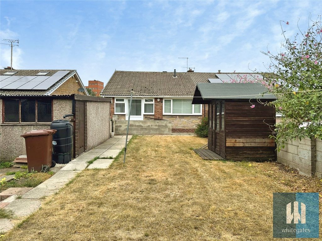Property photo 2 of 25 Picture No. 23