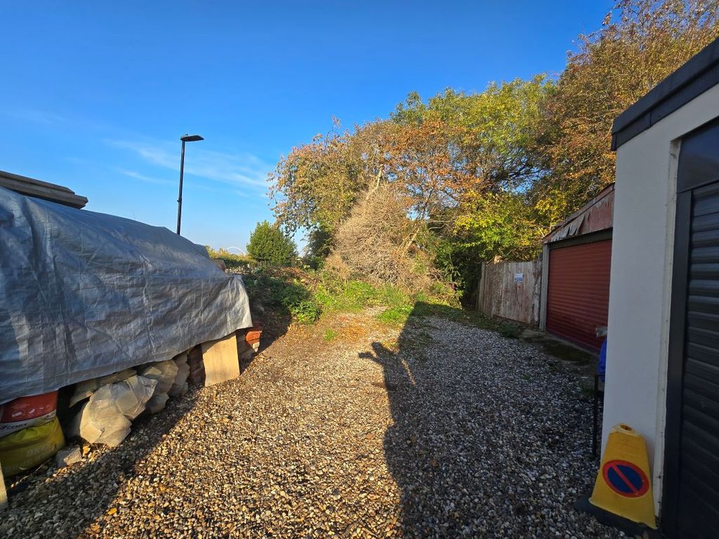 Property photo 2 of 4 Image 2