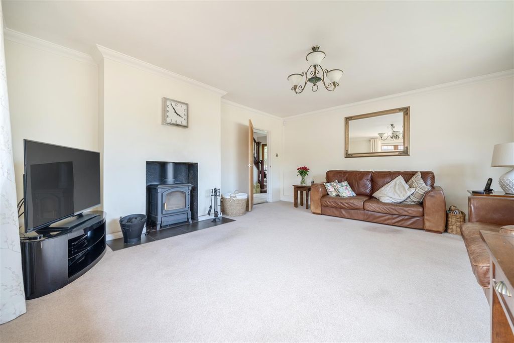 Property photo 2 of 23 1305750-7-684c92Bebba4c.Jpg