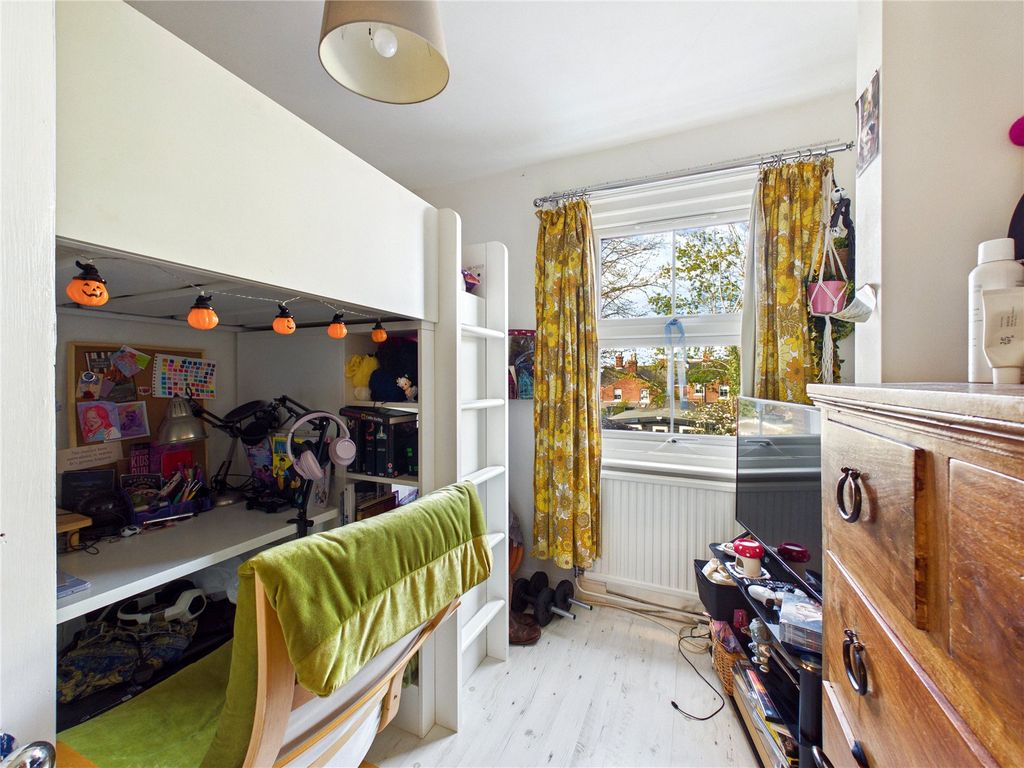 Property photo 3 of 22 Picture No. 02