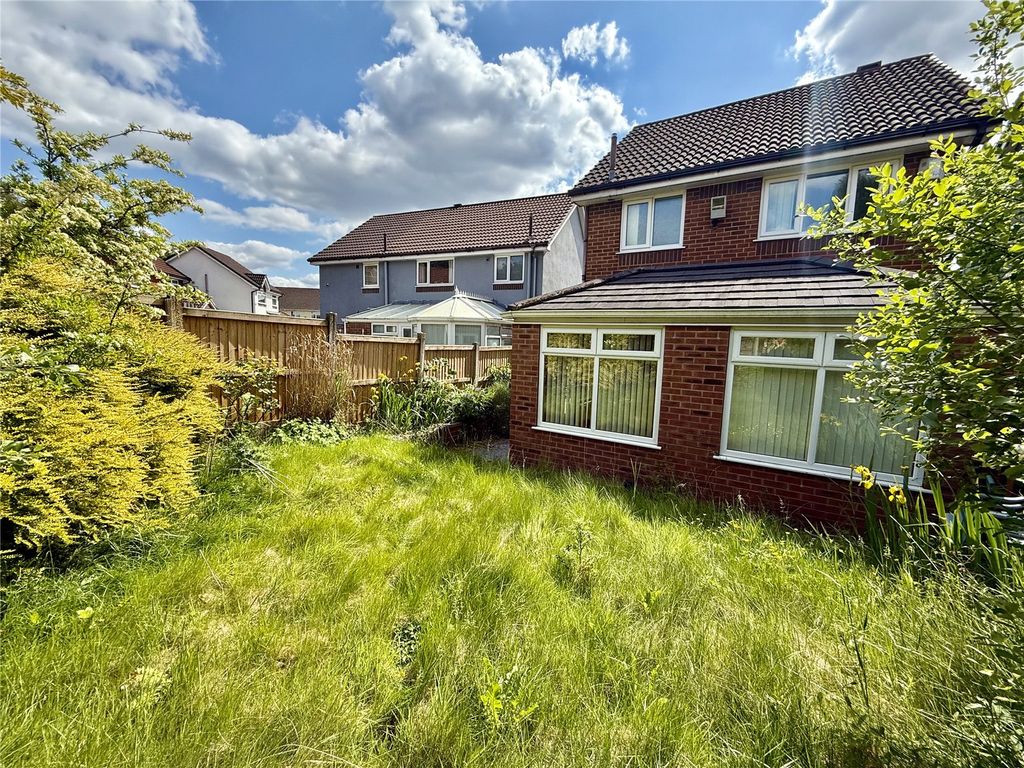 Property photo 2 of 23 Picture No. 33