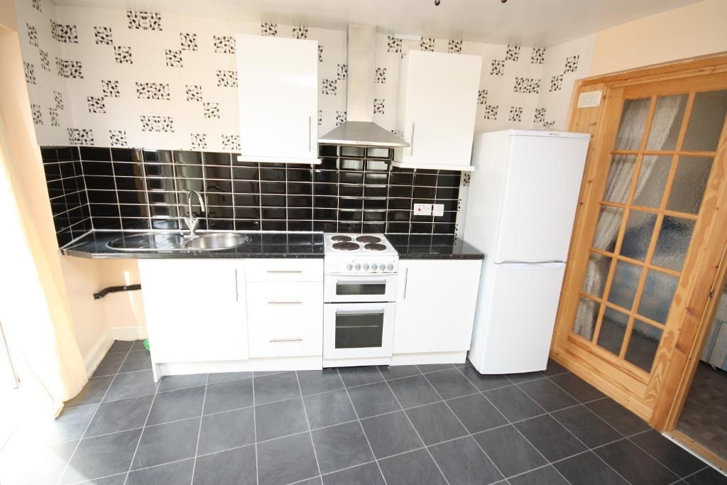 Property photo 3 of 5 Photo 3