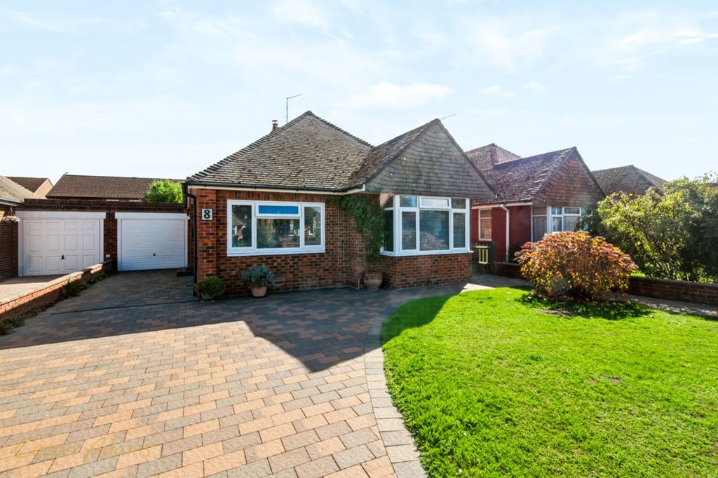 Property photo 1 of 12 Front