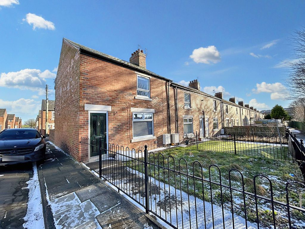 Property photo 1 of 2