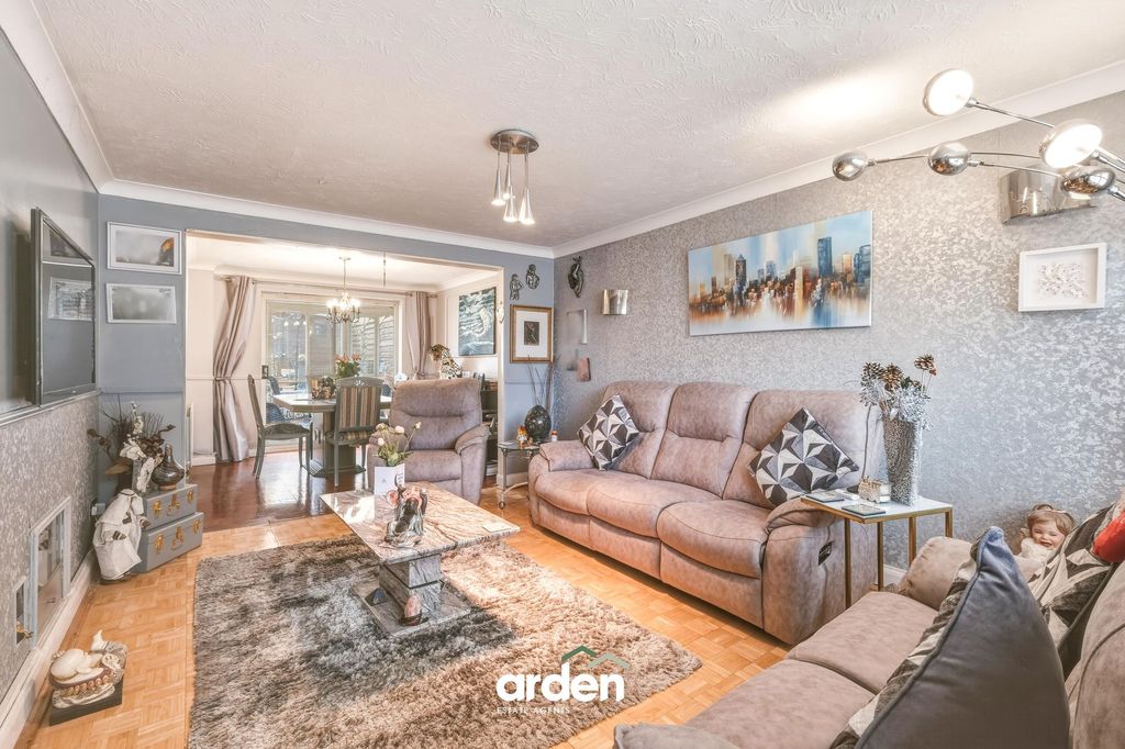 Property photo 2 of 15