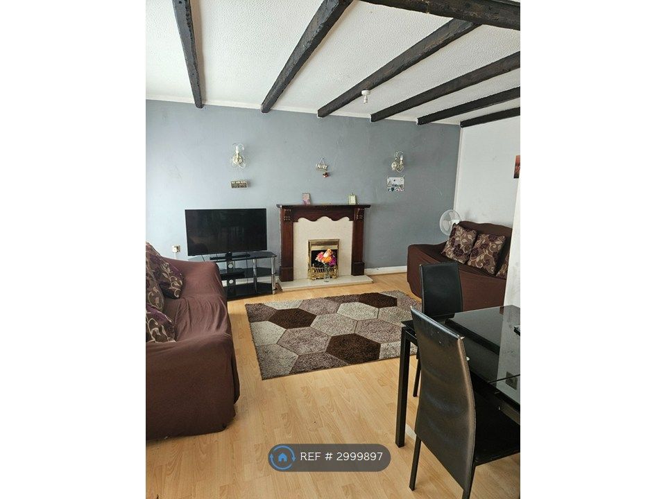 Property photo 2 of 4