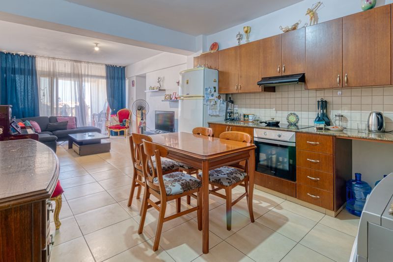Property photo 2 of 15 Lounge, Kitchen,...
