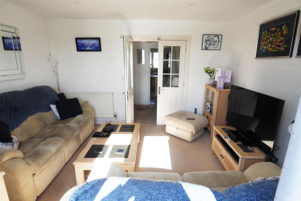 Property photo 3 of 15 P1090684.Jpg