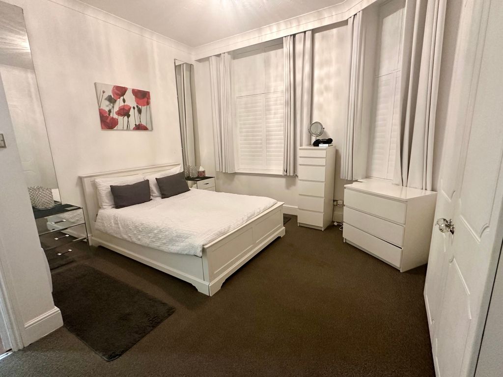 Property photo 2 of 11 Img_5054