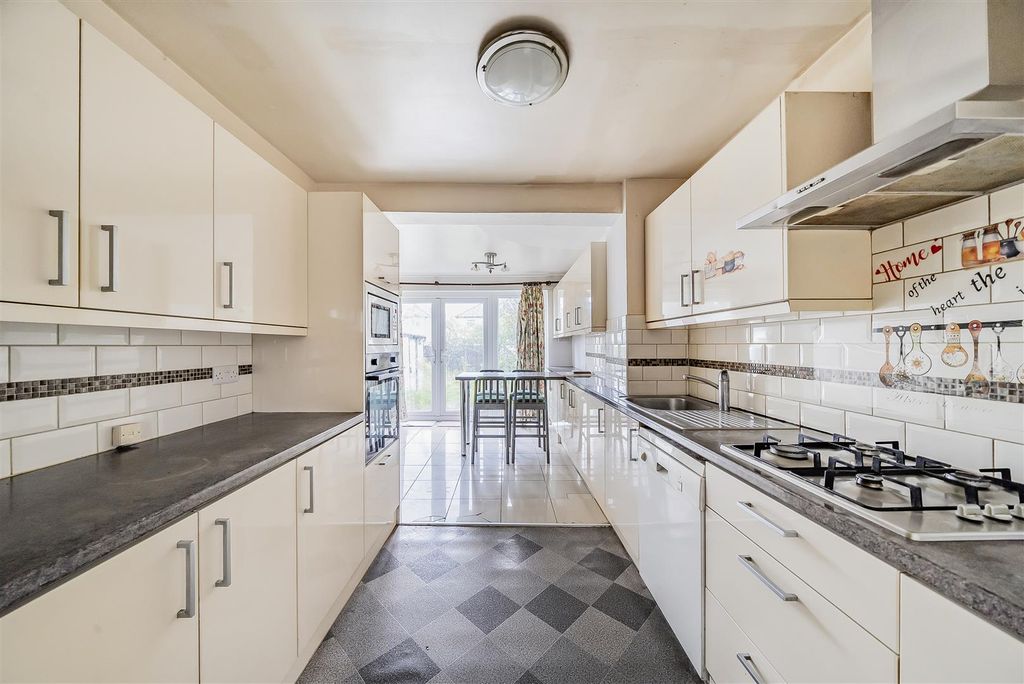 Property photo 2 of 12 Kitchen.Jpg