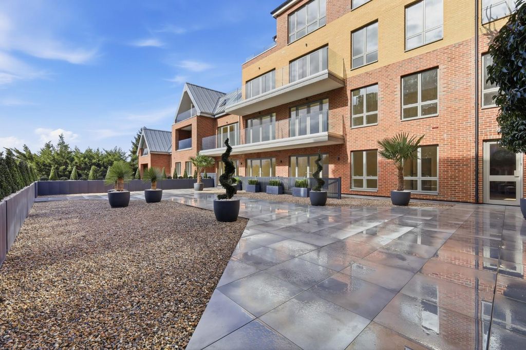 Additional image 23 of 2 bed flat for saleNovella, Chigwell IG7