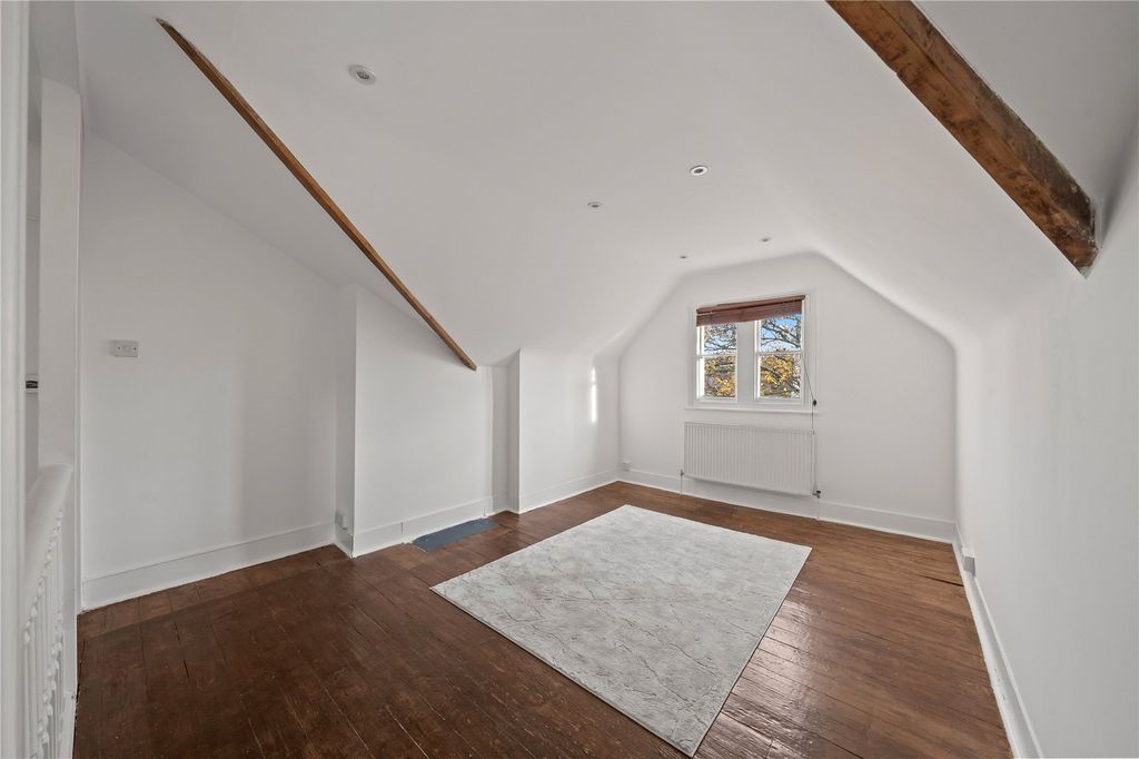 Property photo 3 of 7 Picture No. 21