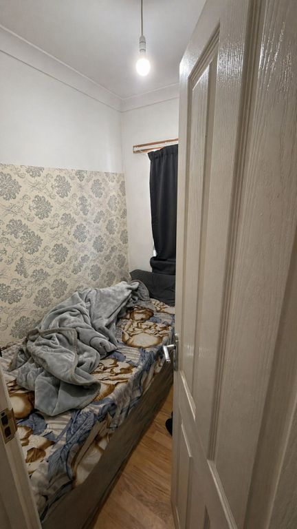 Property photo 1 of 2