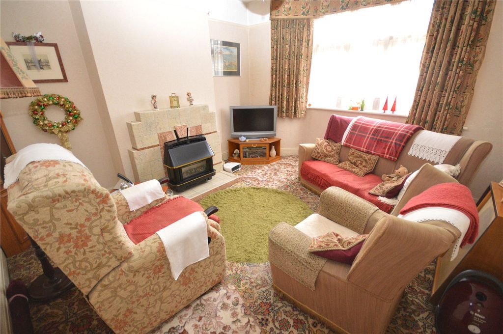 Property photo 2 of 12 Picture No. 04