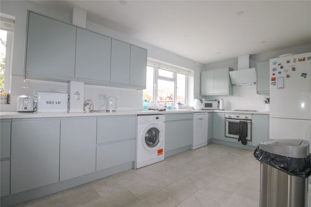 Property photo 3 of 17 Picture No. 26