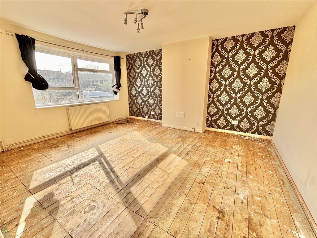 Property photo 3 of 12 Img_4021.Jpg