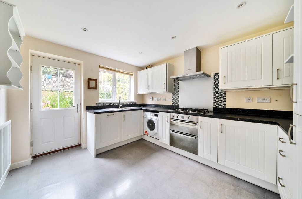Property photo 2 of 17 Picture No. 08