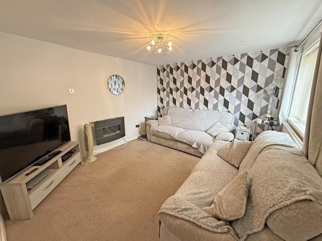 Property photo 2 of 12 Whin Bank Road 101 - Lounge Front.....Jpg