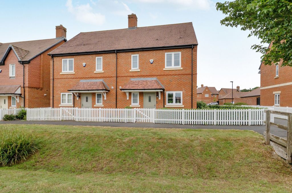 Property photo 1 of 26 1472337-25-6A26c8...