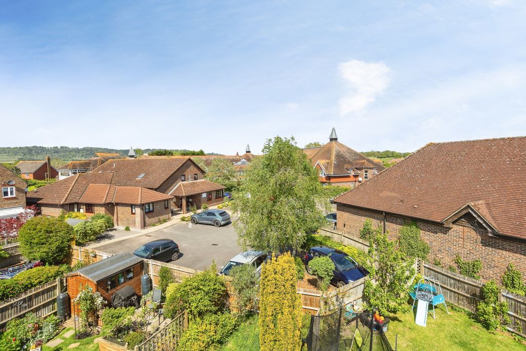 Property photo 3 of 20 Rooftop Views To Boxhill