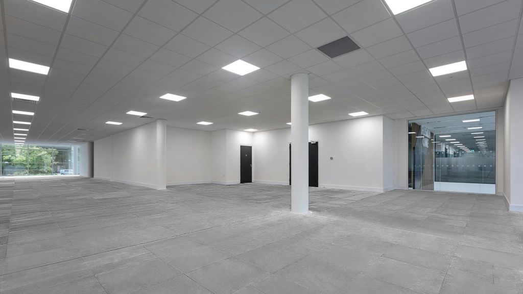 Property photo 2 of 10 Cat A Office Refurb Whiteley Hampshire.Jpg