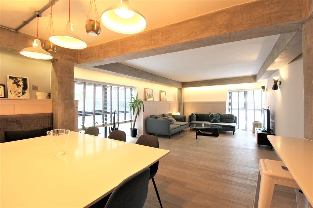 Property photo 2 of 12 0 General