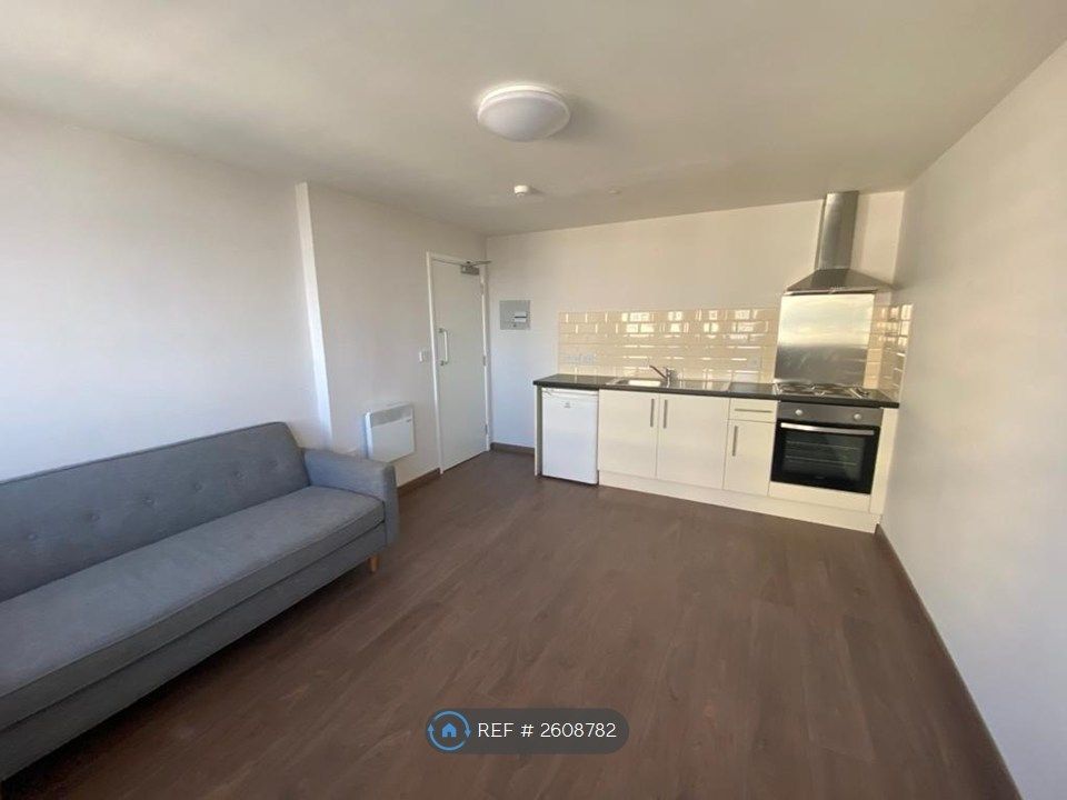 Property photo 1 of 6