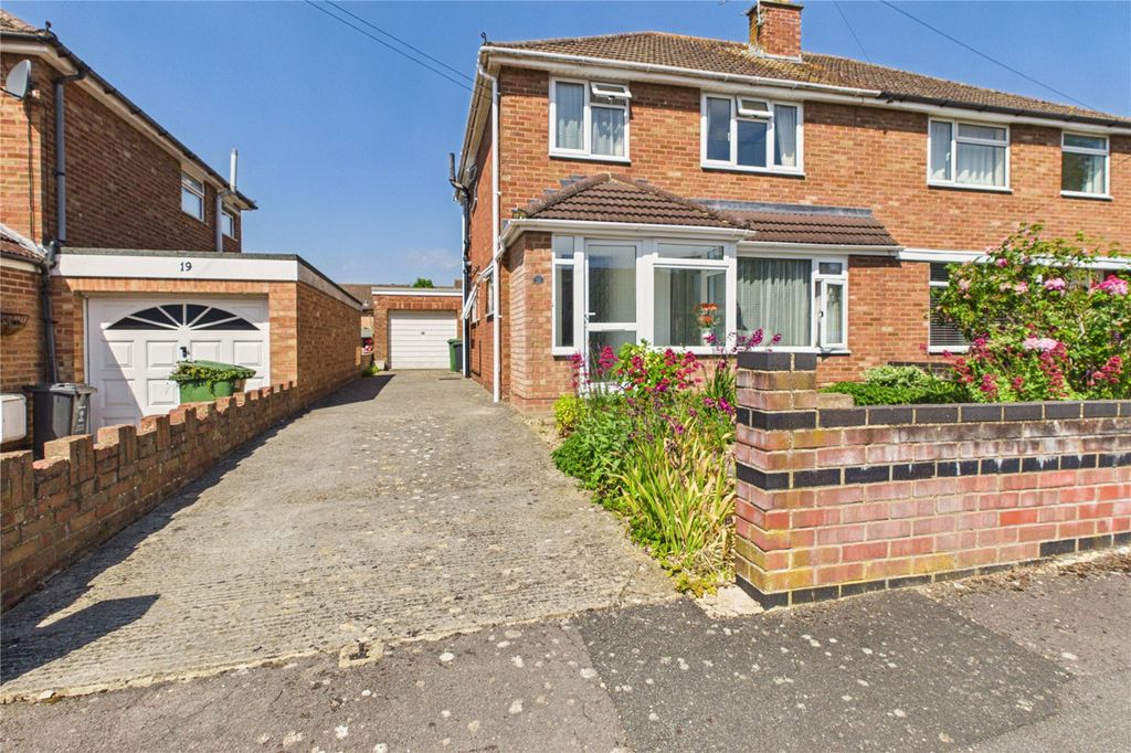 Property photo 1 of 17 Picture No. 18