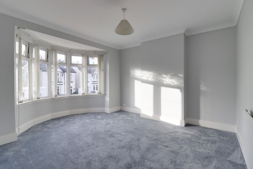 Property photo 3 of 15 Master Bedroom