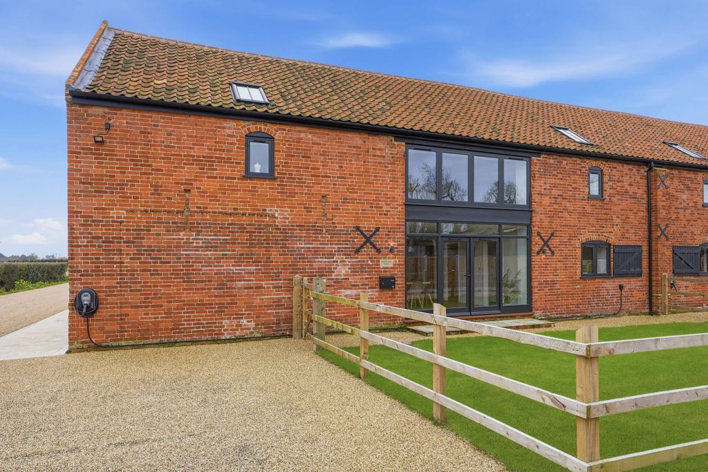 Property photo 1 of 40 Tdf04560_With_Grass