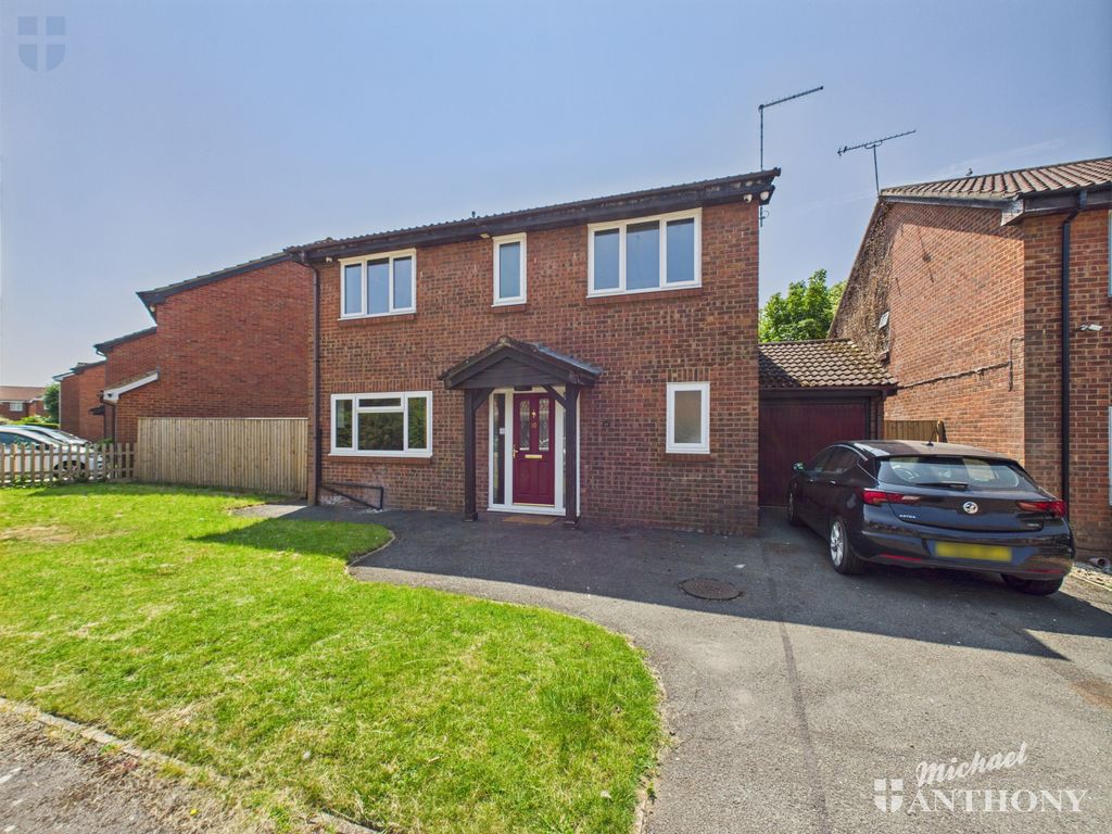 Property photo 1 of 19 Cam03852G0-Pr0322-Still026