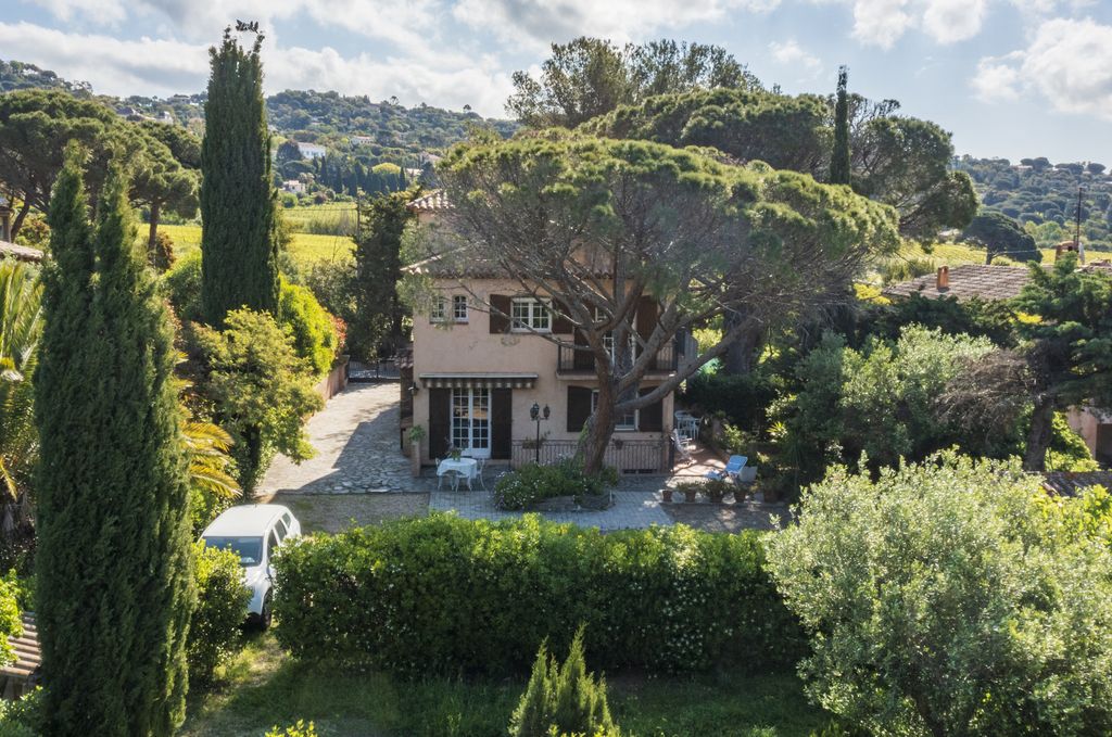 Property photo 2 of 11