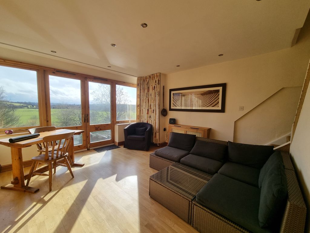 Property photo 2 of 7 0 General