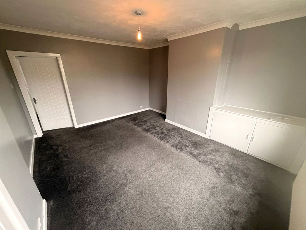 Property photo 2 of 10 Picture No. 06