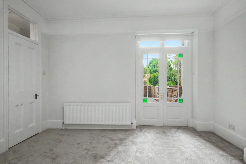 Property photo 3 of 10 3.Jpg