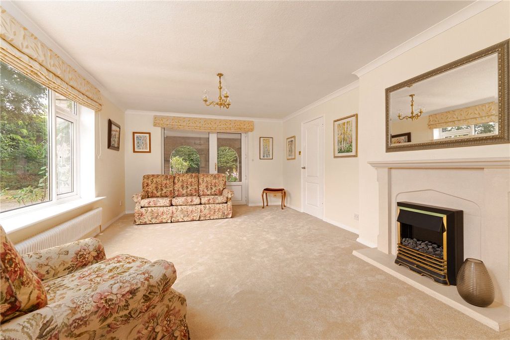 Property photo 3 of 16 Picture No. 06