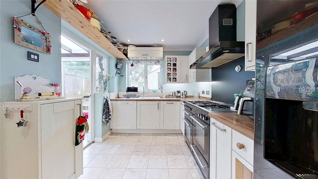 Property photo 3 of 13 Picture No. 09