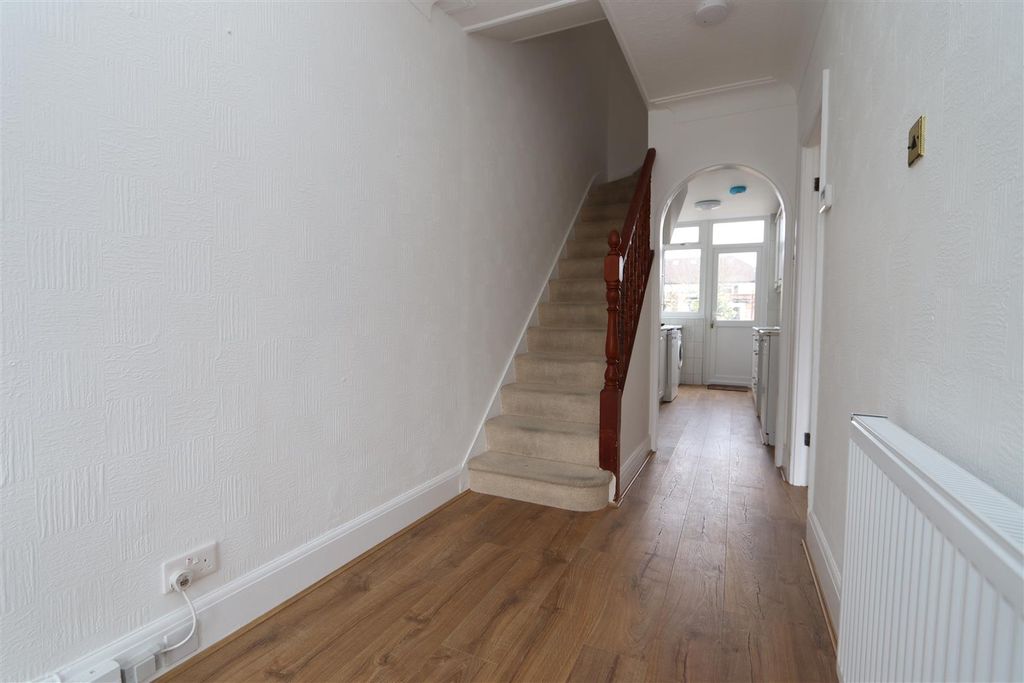 Property photo 3 of 15 Hallway