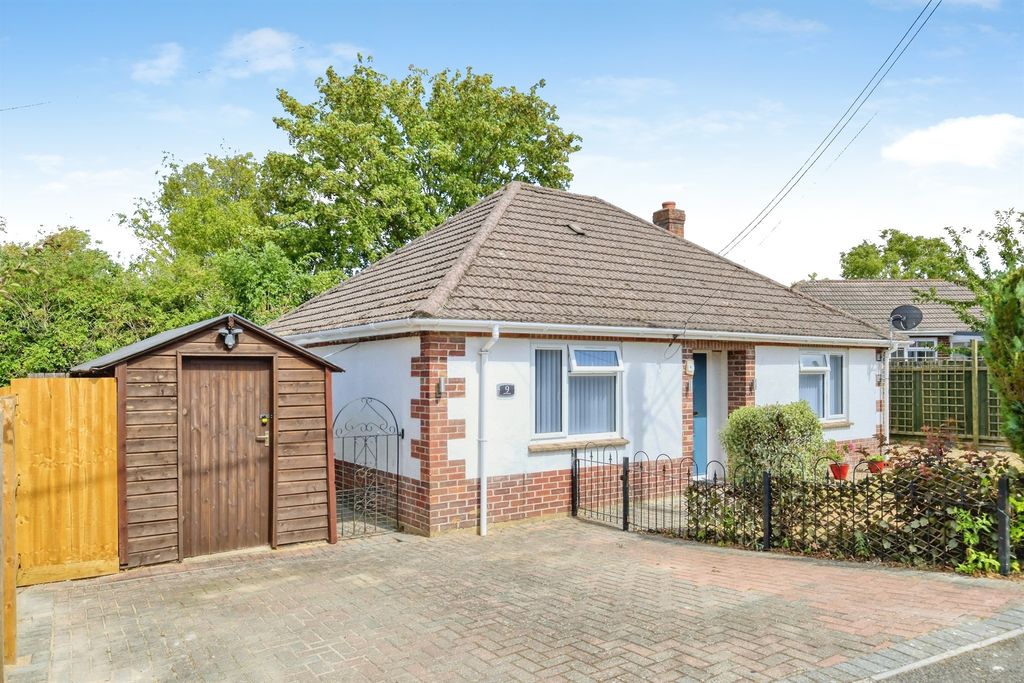 Property photo 1 of 18
