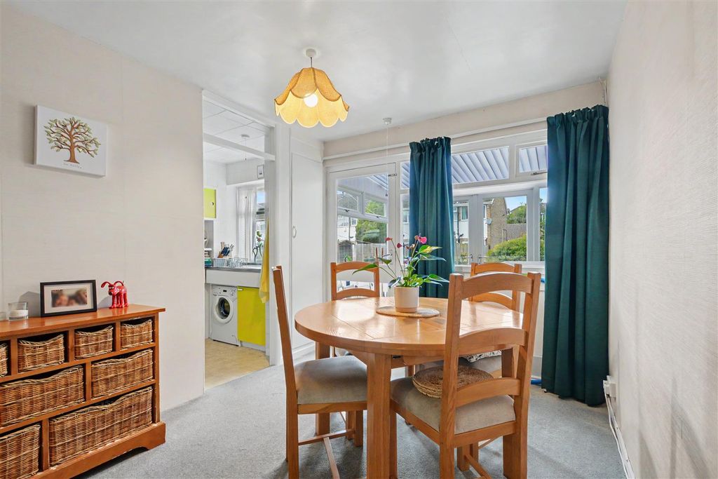 Property photo 3 of 12 Dining Room_2.Jpeg