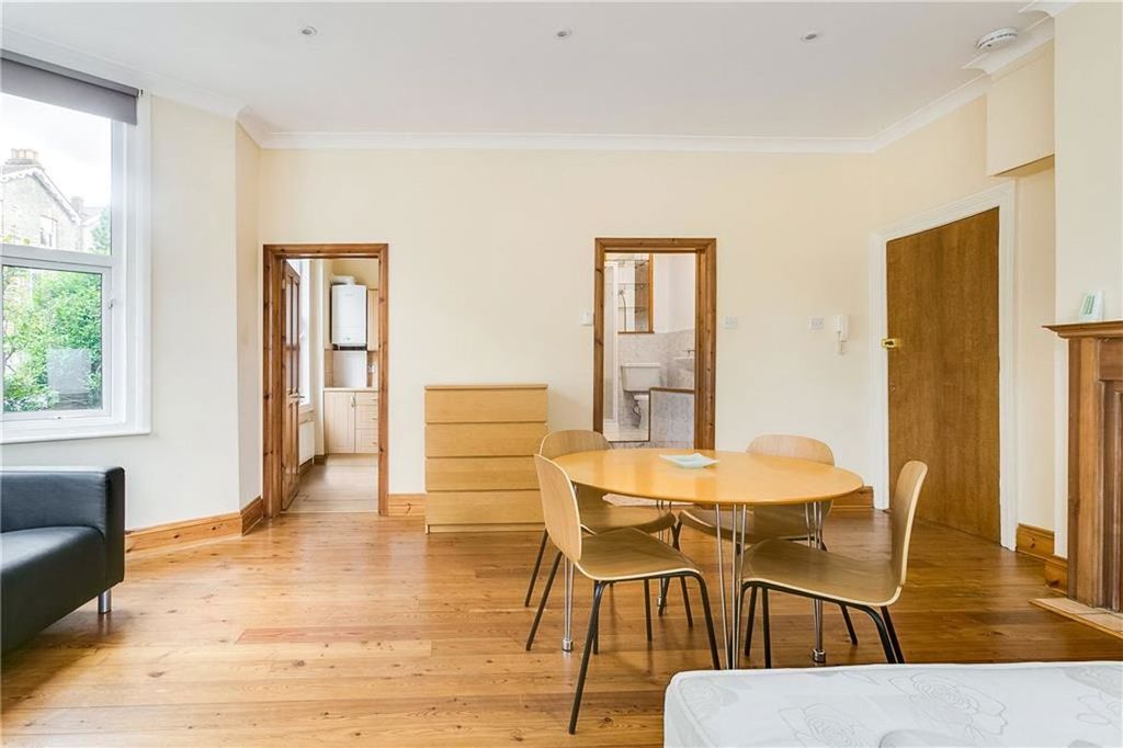 Property photo 2 of 6
