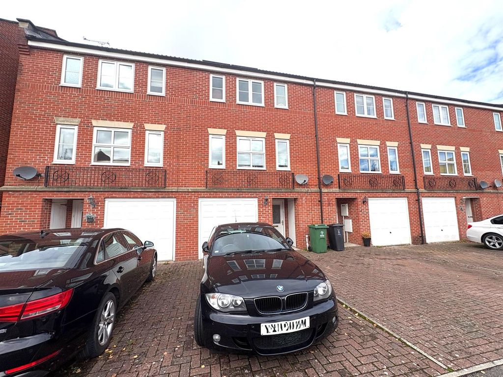 Property photo 1 of 9 Img_0978.Jpg