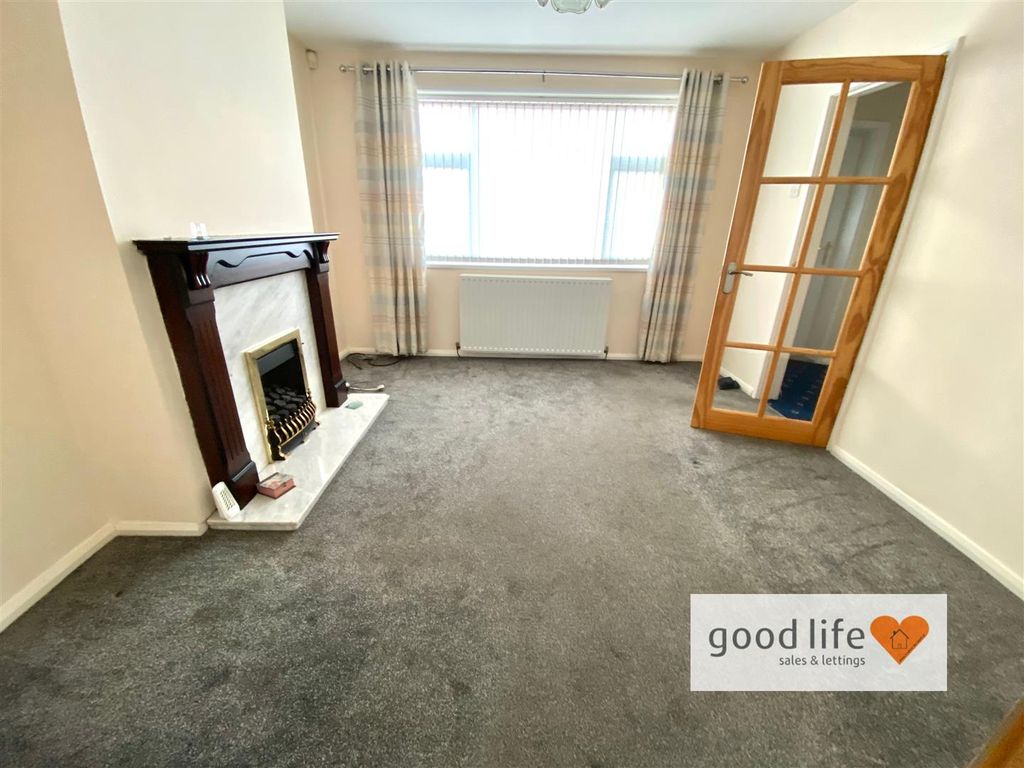 Property photo 2 of 14 20260224_152345216_Ios9Cambridge.Jpg