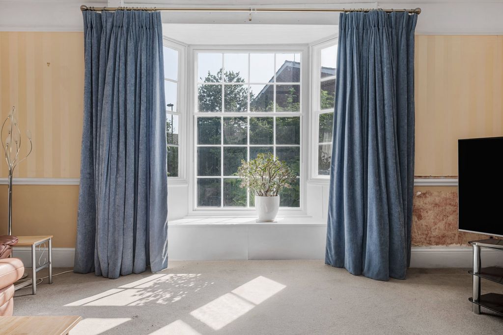 Additional image 18 of 5 bed detached house for saleSouth Grove House, Horsham RH13