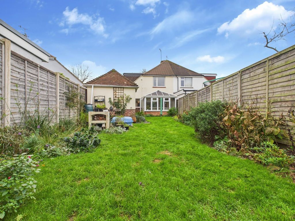 Property photo 2 of 19