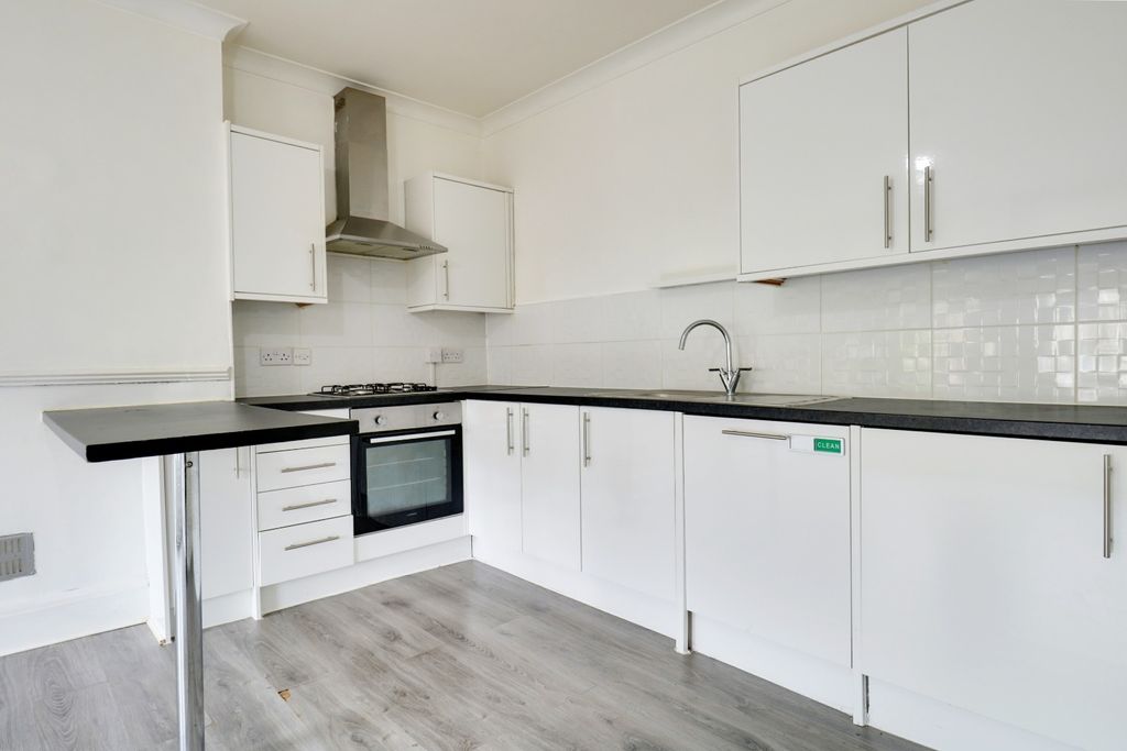 Property photo 1 of 9 4750450