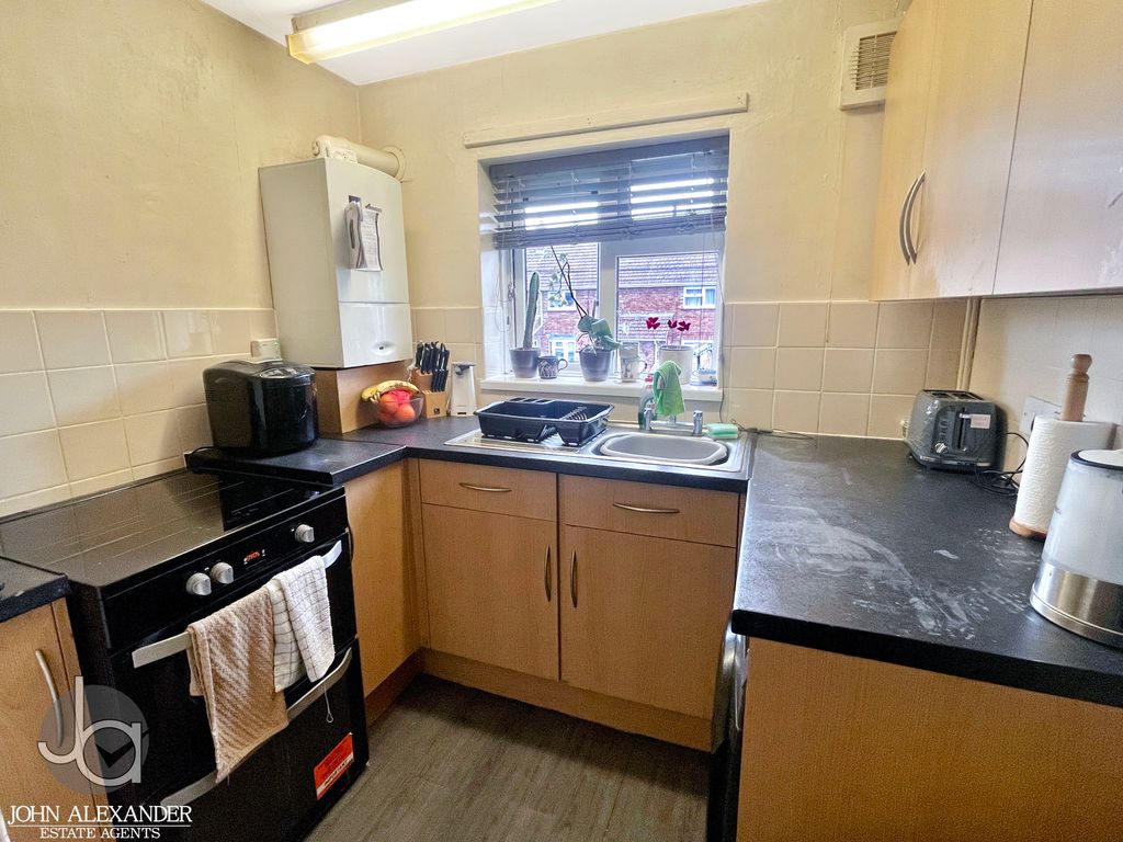 Property photo 3 of 10 20260411_124957942_0.5