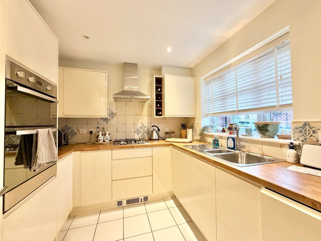 Property photo 3 of 15 Picture No. 08