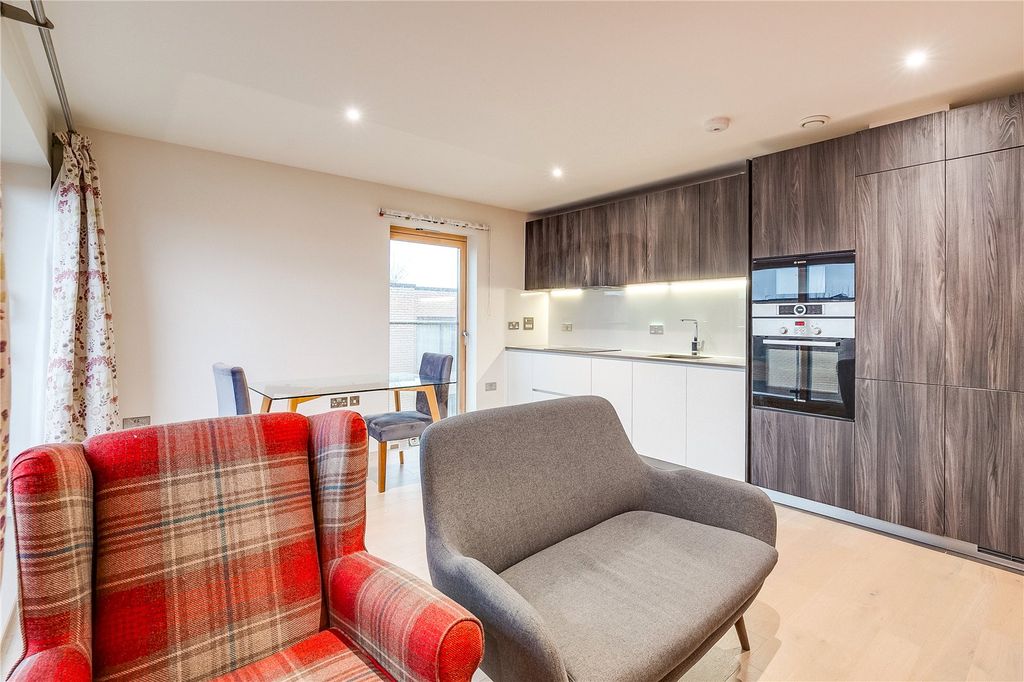 Property photo 3 of 9 Picture No. 07