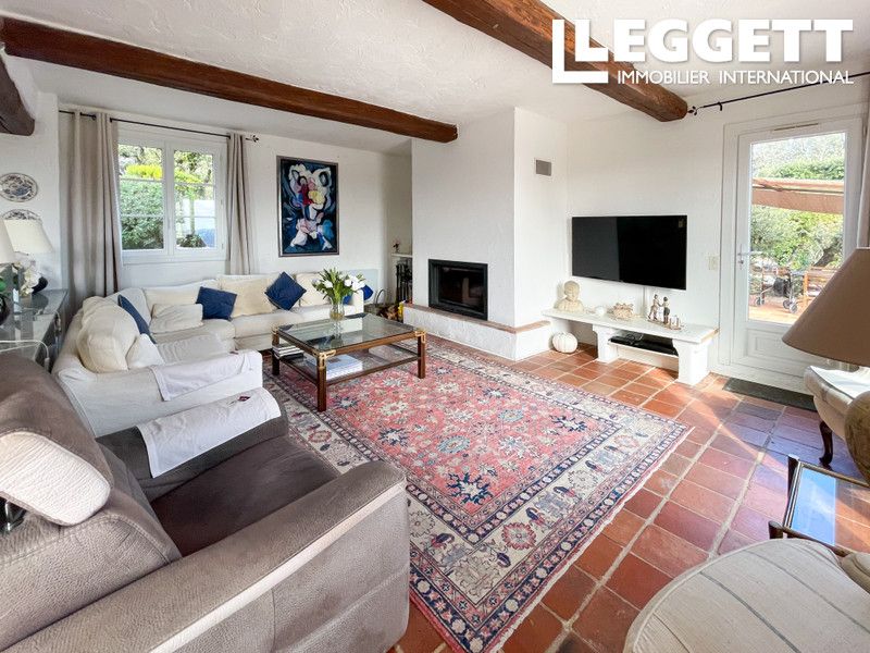 Property photo 3 of 10